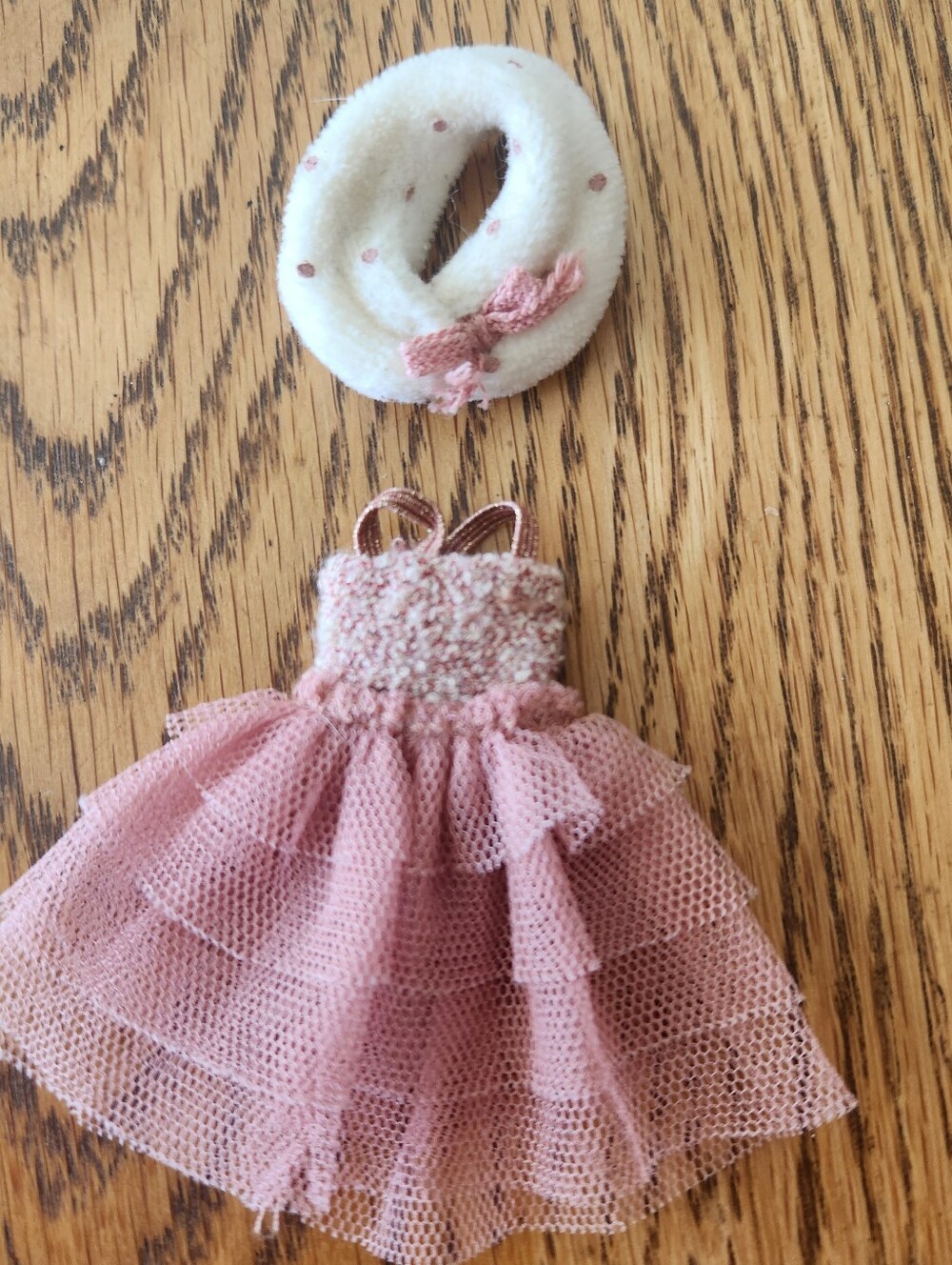 Maileg Tool Dress With Wrap - Picture 2 of 3